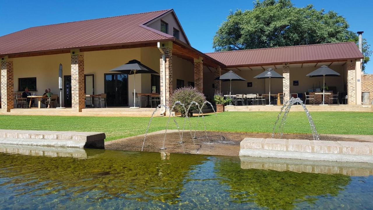 Hekpoort Esther'S Country Lodge מראה חיצוני תמונה